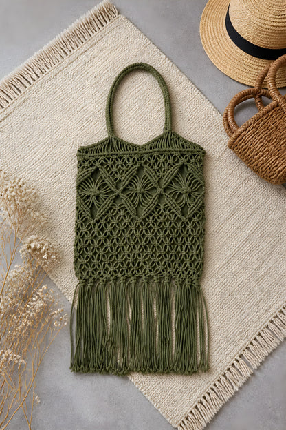 Variante en color verde oliva del bolso de hombro en macramé artesanal Intreccio de Eutea.