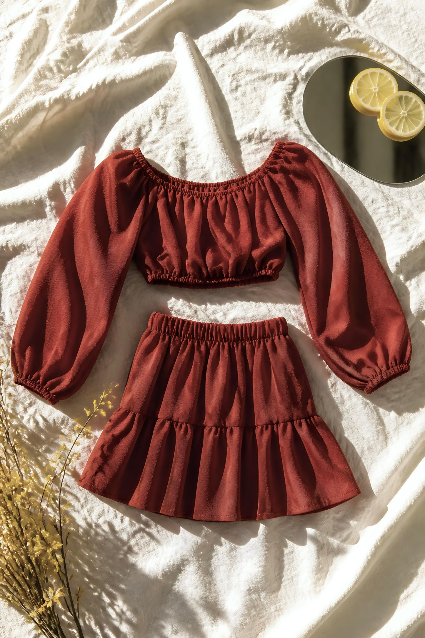 Conjunto corto de falda y top crop color teja calado para looks de playa y verano - Eutea Beachwear